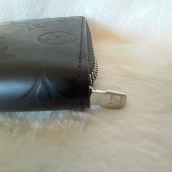Louis Vuitton Zippy Coin Purse - Picture 5 of 9